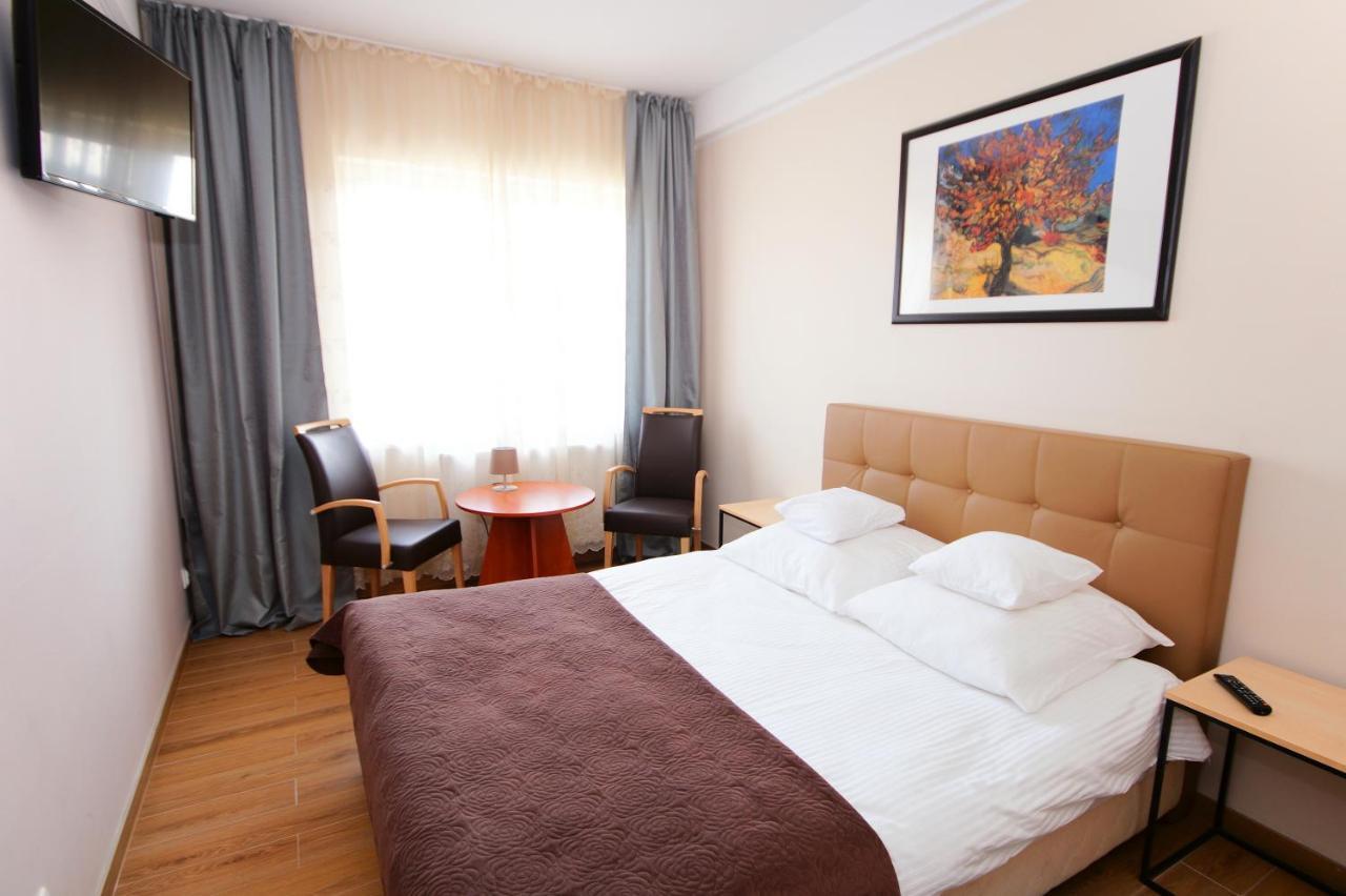 Koral Otel Chłapowo Dış mekan fotoğraf
