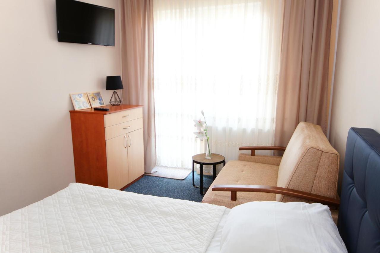 Koral Otel Chłapowo Dış mekan fotoğraf