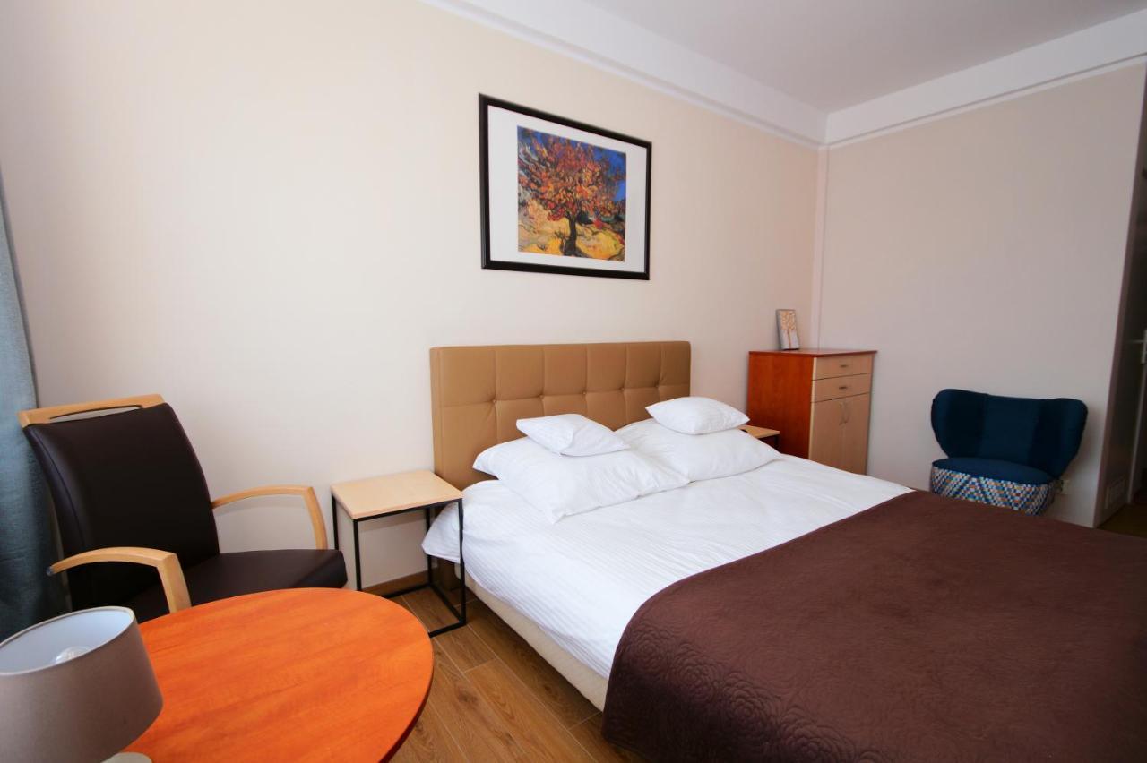 Koral Otel Chłapowo Dış mekan fotoğraf