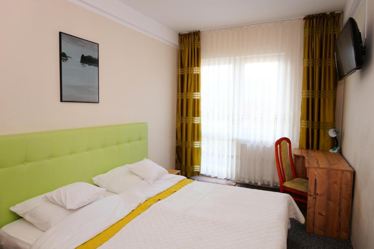 Koral Otel Chłapowo Dış mekan fotoğraf